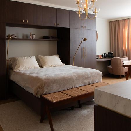 B&B Midtown Amsterdam Suites Extérieur photo