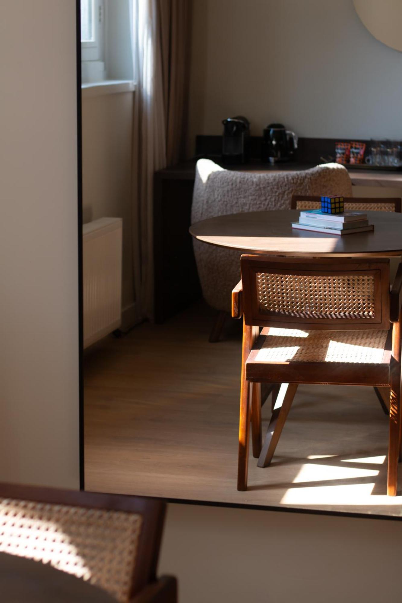 B&B Midtown Amsterdam Suites Extérieur photo