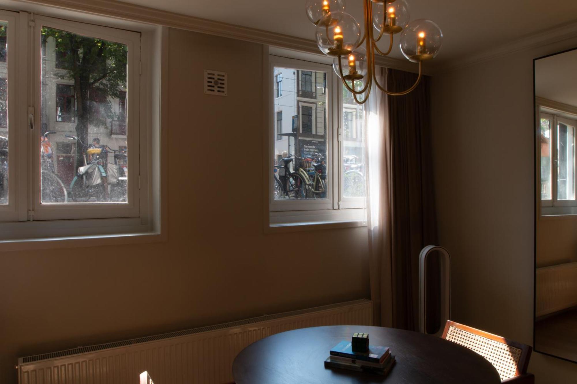 B&B Midtown Amsterdam Suites Extérieur photo